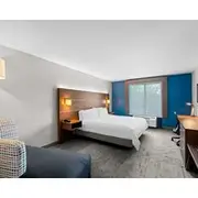 Holiday Inn Express & Suites Sunset Valley
