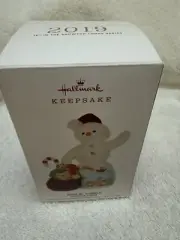 2019 Hallmark ~ Kris O. Kindly ~ Snowman Snowtop Lodge Series Keepsake Ornament