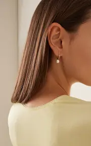[White/Space] Moon 14K Yellow Gold Pearl Hoop Earrings