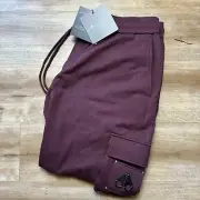 Moose Knuckles Hartsfield Cargo Jogger Men’s XL Beet Metal Logo Patch Pocket NEW