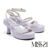 在飛比找momo購物網優惠-【MISS 21】跩甜小氣質LOGO釦細帶大頭高跟涼鞋(紫)