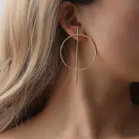 在飛比找蝦皮購物優惠-Earring Earrings Earings Women