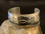 Navajo Sterling Silver Hand Cuff Old Pawn Bracelet 8" 12824
