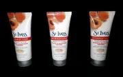 St. Ives Naturally Clear Apricot Scrub Blemish & Blackhead Control 1 Oz 3-Pack