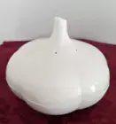 Tupperware Garlic Storage Forget Me Not Vegetable Container Off White New