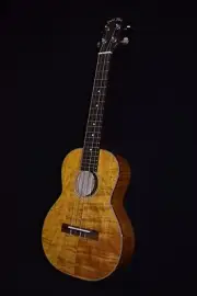 Maui Ukulele Glossy Spalted Maple Tenor 4-String Ukulele