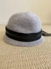 Emporio Armani Wool Knit Felt Women Hat Size Small