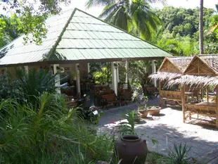 帕岸島自然度假村Phangan Natural Resort