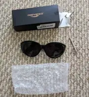 Rieyezo Modern Geome UV Protection Sunglasses Black New In Box w Tool