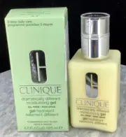 Clinique Dramatically Different Moisturizing Gel Oil-Free / Non-Gras 4.2 oz NIB