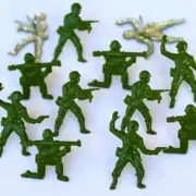Army Men, Decorative Scrapbook Brads - Eyelet Outlet #208