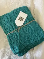 POTTERY BARN KIDS TEEN Cozy Cable Knit Throw Teal Blue New NWT