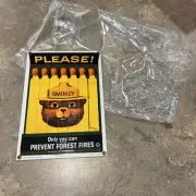 SMOKEY THE BEAR ORIGINAL 1963 MATCHBOOK STAND UP CARDBOARD COUNTER DISPLAY SIGN