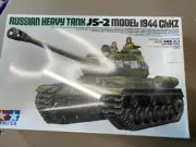 Tamiya 1/35 Russian Heavy Tank JS-2 1944 ChKz 35289