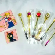 Sailor Moon Colourpop X Palette & Sailor moon blush Cats Eye & Sailor moon brush