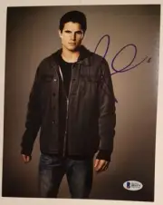 ROBBIE AMELL DC FIRESTORM FLASH 8 x 10 inch SIGNED PHOTO BAS COA