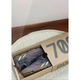 adidas Yeezy Boost 700 Mauve 棕紫 配色 EE9614潮鞋