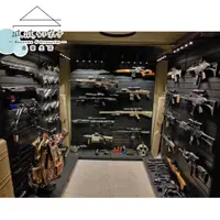 在飛比找松果購物優惠-(撥撥的架子) 免運 槽板展示架 手槍玩具槍架 槽板牆貨架 