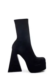 [Lemon Drop by Privileged] Laskey Platform Boots- Black