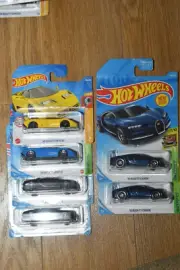 Hot Wheels '16 Bugatti Chiron black or blue '94 EB110 SS Take your pick