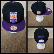 PHOENIX SUNS NBA BASKETBALL SNAPBACK HAT.