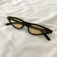 在飛比找蝦皮購物優惠-黃鏡片黑框壓克力造型眼鏡(全新)