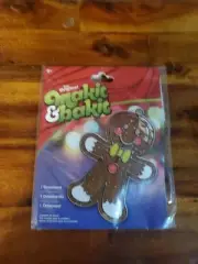 Makit & Bakit Gingerbread Christmas Ornament Craft Kit or Suncatcher