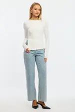 White Top Long Sleeve Boat Neck Side Split - Size 6XXS, Women's T-shirt