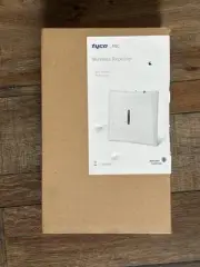 TYCO DSC WIRELESS REPEATER BRAND NEW in BOX PG9920