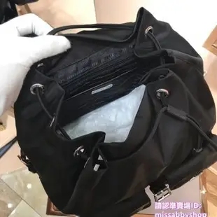 二手正品 PRADA 普拉達 尼龍雙肩包 女款雙肩包 後背包 1BZ811