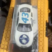Richard Petty #43 Test Track Series Hot Wheels 1:24