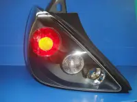 在飛比找Yahoo!奇摩拍賣優惠-小亞車燈╠ 現貨供應 全新 日產 TIIDA 5D 款 黑框