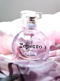 在飛比找Yahoo!奇摩拍賣優惠-REPETTO COLLECTION MUSC SATIN限