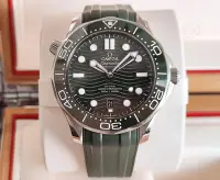 在飛比找Yahoo!奇摩拍賣優惠-【低調的奢華】OMEGA 最新 綠海馬 大錶徑42mm 綠色