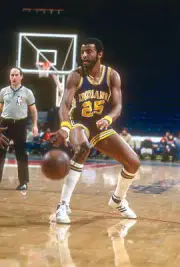 Bill Knight of the Indiana Pacers Basketball 1980 Photo 2