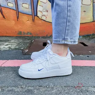 補貨🔺Nike Air Force 1 歐美限定款 天空 藍色 反光 小藍勾 小勾 刺繡 AF1 DN9254-100