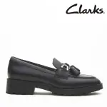 【CLARKS】女鞋 KAY STEP 幾何美感C型金屬飾釦流蘇樂福鞋(CLF80706C)