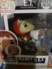 E.T. THE EXTRA-TERRESTRIAL ELLIOTT & E.T. 3.75" POP VINYL FIGURE FUNKO 1252