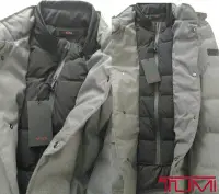 在飛比找Yahoo!奇摩拍賣優惠-TUMI 羽絨立領外套夾克 保暖 鋪棉 男 美國帶回正品