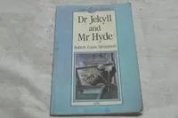 在飛比找Yahoo!奇摩拍賣優惠-【彩虹小館kk】Dr Jekyll and Mr Hyde