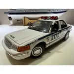 『祐成』整備中 1/18 MOTORMAX FORD CROWN VICTORIA NYPD