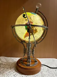 在飛比找Yahoo!奇摩拍賣優惠-早期礦石鑲嵌地球儀 夜燈 大地球儀 二手地球儀  落地地球儀