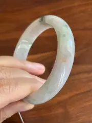 纯天然玉镯 Untreated Genuine Grade A Jade Bangle Jadeite Bracelet 純天然翡翠A貨手鐲 59 Mm