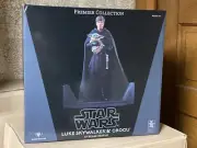 STAR WARS PREMIER COLLECTION MANDALORIAN LUKE GROGU 1:7 SCALE STATUE MIB SEALED