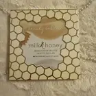 BEAUTY BAKERY MILK & HONEY HIGHLIGHTER PALETTE