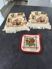 Vintage MCM NOS Cannon 70s Retro Mushroom Print Fringe Kitchen Towel Set
