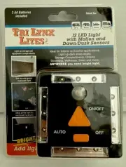 Tri Lynx Lites - 12-LED Light with Motion & Dawn/Dusk Sensors - BLACK - #00027B