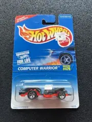 ROCK'em SOCK'em Robot Game Zombot Hot Wheels Computer Warrior Rolls Stands