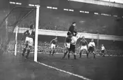 Vladimir Beara jumps above Ivan Horvat and Nat Lofthouse 1950 Soccer Old Photo