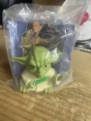 Star Wars EPISODE III REVENGE OF THE SITH Yoda Burger King Meal 2005 USA Sealed